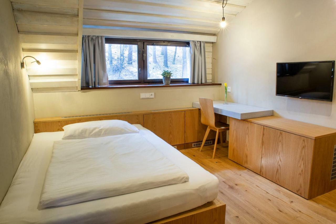Hotel Koliba U Cerneho Medveda Zlín Esterno foto